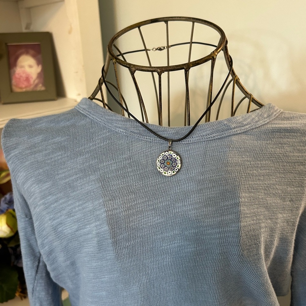 Neckless/choker